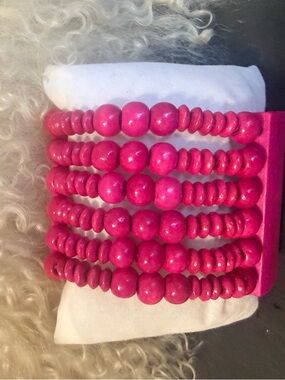 Hot Pink Beaded Stretch wood Bracelet